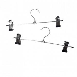 Percha con broches metalizada