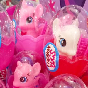 Pony unicornio huevo sorpresa mediano